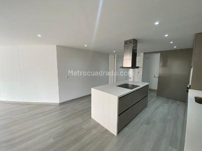 Apartamento de 2 alcobas en arriendo en La Carolina, Bogotá, 92 m² · foto 12 de 17