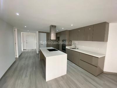 Apartamento de 2 alcobas en arriendo en La Carolina, Bogotá, 92 m² · foto 13 de 17