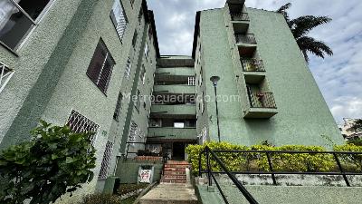 Apartamento de 3 alcobas en arriendo en Torres Del Tejar, Bucaramanga, 65 m² · foto 2 de 20