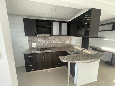 Apartamento de 3 alcobas en venta en El Recreo, Floridablanca, 72 m² · foto 4 de 18