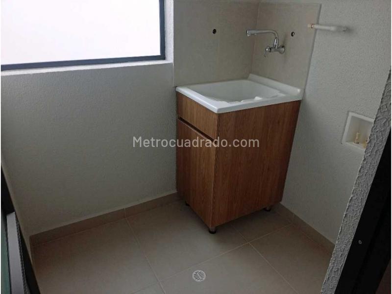 2BR Apartment in Alcala (60 m²) - 3