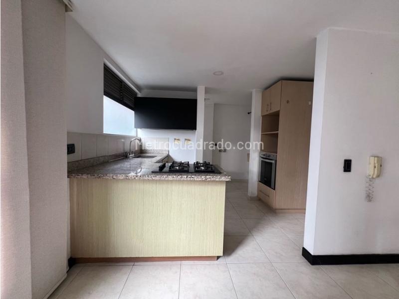 Apartamento en Arriendo, El Portal, Envigado - 4