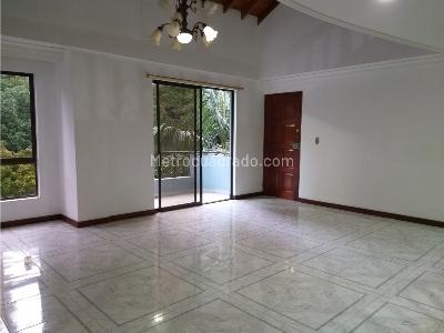 Apartamento en arriendo en El Portal, Envigado · foto 2 de 20