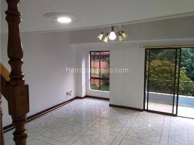 Apartamento en arriendo en El Portal, Envigado · foto 3 de 20