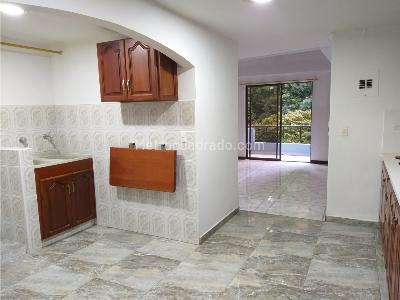 Apartamento en arriendo en El Portal, Envigado · foto 10 de 20