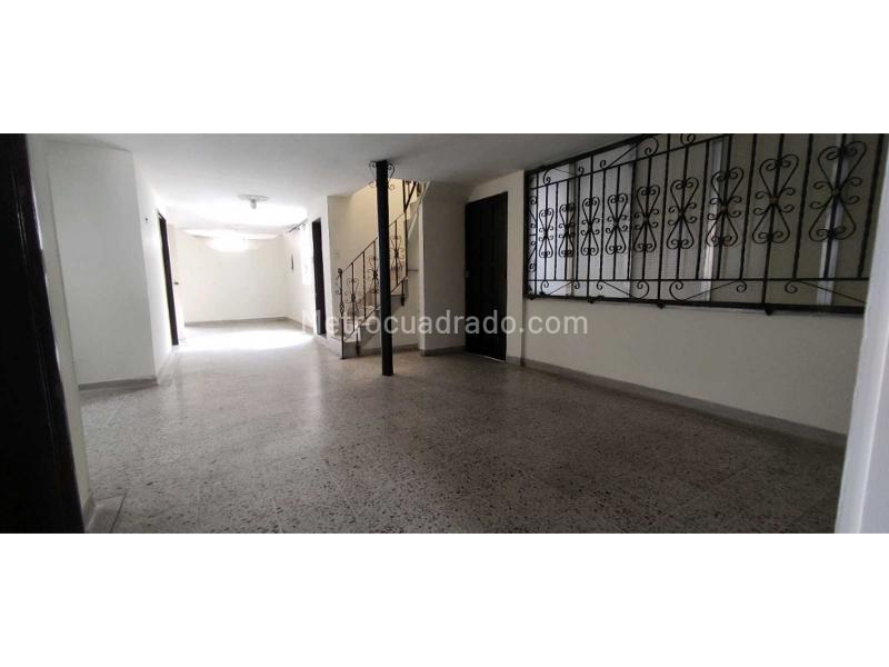 4BR Apartment in Andalucia (110 m²)