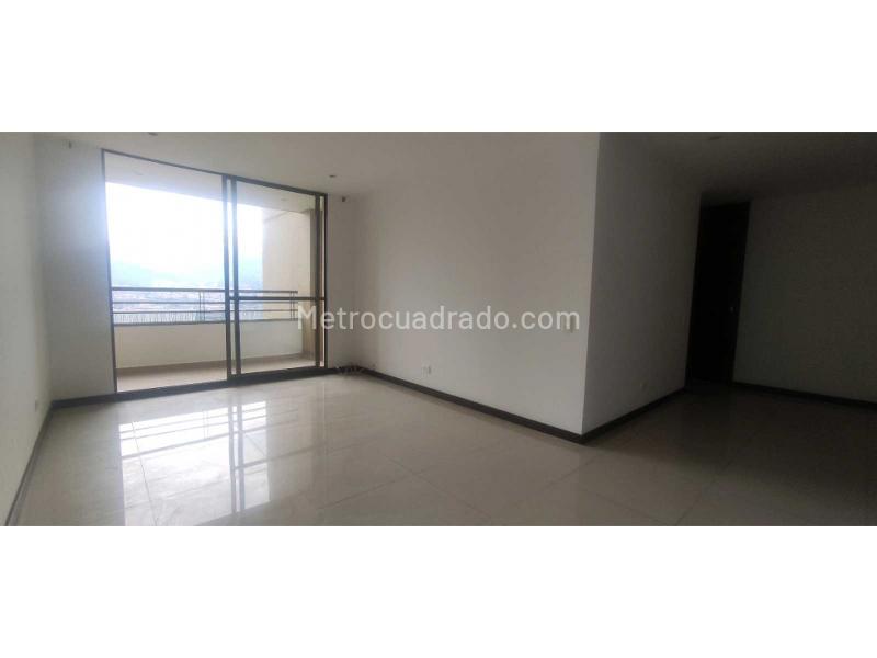 Apartamento Hermoso de 3 Alcobas con Amenidades en Las Palmas - 2