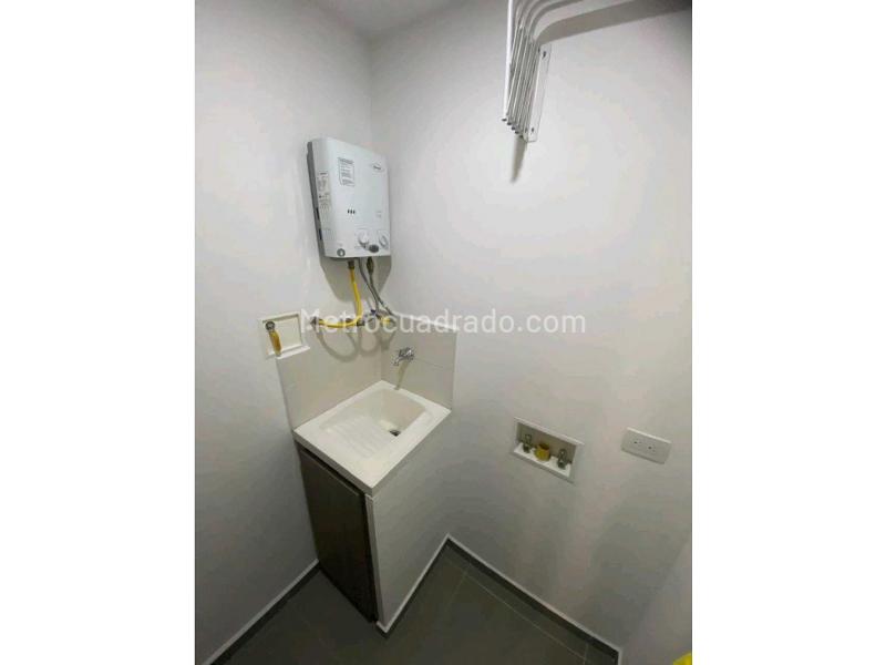 Apartamento en Arriendo, El Escobero, Envigado - 3