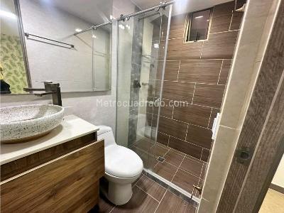 Apartamento de 4 alcobas en arriendo en Prados De Sabaneta, Sabaneta, 98 m² · foto 15 de 17