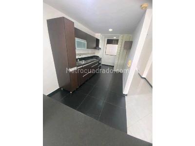 Apartamento en arriendo en El Portal, Envigado · foto 2 de 16