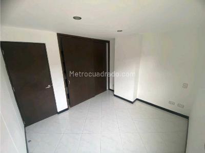 Apartamento en arriendo en El Portal, Envigado · foto 8 de 16