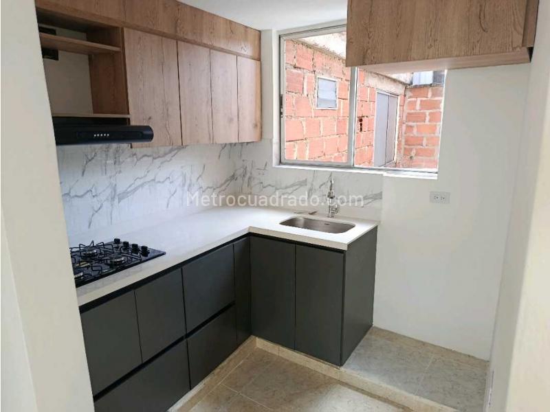 Apartamento en Arriendo, Los Naranjos, Envigado