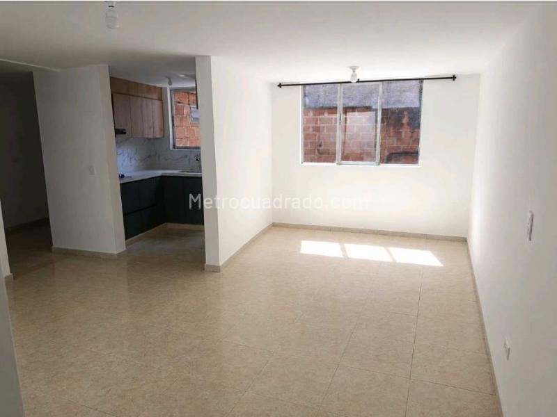 Apartamento en Arriendo, Los Naranjos, Envigado - 2