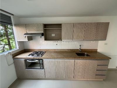 Apartment for rent in Cumbres, Envigado