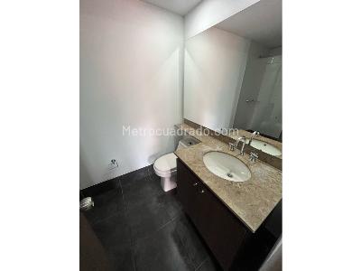 Apartamento en arriendo en Cumbres, Envigado · foto 15 de 16