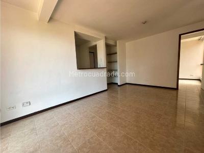 Apartamento de 3 alcobas en arriendo en Metropolitano, Envigado, 78 m² · foto 3 de 14