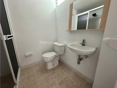 Apartamento de 3 alcobas en arriendo en Metropolitano, Envigado, 78 m² · foto 5 de 14