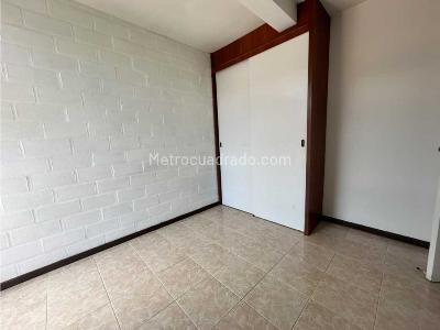 Apartamento de 3 alcobas en arriendo en Metropolitano, Envigado, 78 m² · foto 6 de 14
