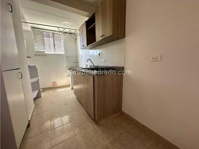 Apartamento de 3 alcobas en arriendo en Metropolitano, Envigado, 78 m² · foto 8 de 14