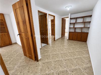 Apartamento de 3 alcobas en arriendo en Mesa, Envigado, 109 m² · foto 6 de 14