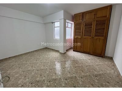 Apartamento de 3 alcobas en arriendo en Mesa, Envigado, 109 m² · foto 7 de 14