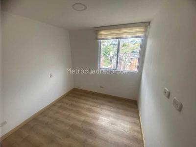 Apartamento de 3 alcobas en arriendo en San Jose, Sabaneta, 92 m² · foto 8 de 17
