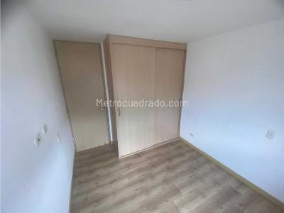 Apartamento de 3 alcobas en arriendo en San Jose, Sabaneta, 92 m² · foto 9 de 17