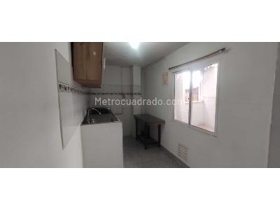 Apartamento de 4 alcobas en arriendo en Rosellon, Envigado, 100 m² · foto 7 de 14