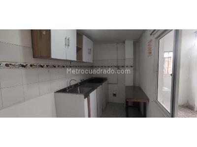 Apartamento de 4 alcobas en arriendo en Rosellon, Envigado, 100 m² · foto 8 de 14