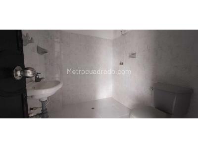 Apartamento de 4 alcobas en arriendo en Rosellon, Envigado, 100 m² · foto 10 de 14