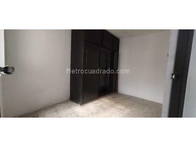 Apartamento de 4 alcobas en arriendo en Rosellon, Envigado, 100 m² · foto 11 de 14