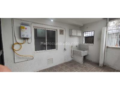 Apartamento de 4 alcobas en arriendo en Rosellon, Envigado, 100 m² · foto 13 de 14