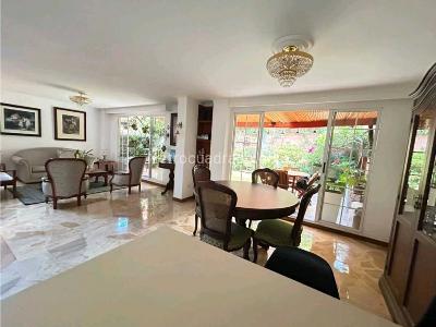 Casa de 3 alcobas en venta en El Escobero, Envigado, 164 m² · foto 6 de 16