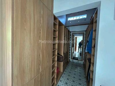 Casa de 3 alcobas en venta en El Escobero, Envigado, 164 m² · foto 12 de 16