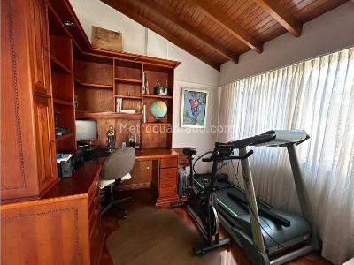 Casa de 3 alcobas en venta en El Escobero, Envigado, 164 m² · foto 13 de 16