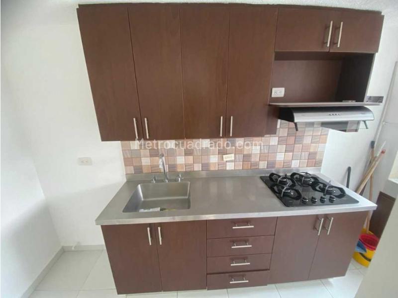 Apartamento en Arriendo, Las Flores, Sabaneta