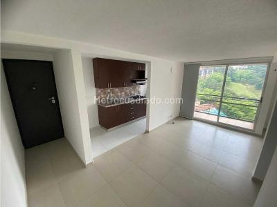 Apartamento de 2 alcobas en arriendo en El Carmelo, Sabaneta, 58 m² · foto 4 de 14