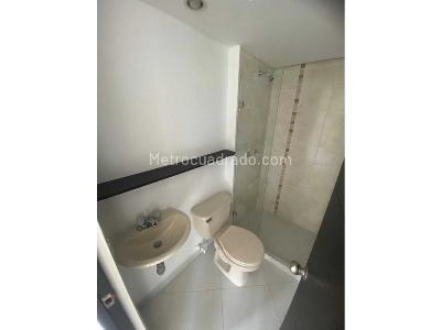 Apartamento de 2 alcobas en arriendo en El Carmelo, Sabaneta, 58 m² · foto 10 de 14