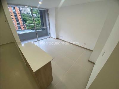Apartamento de 3 alcobas en arriendo en Camino Verde, Envigado, 63 m² · foto 4 de 15