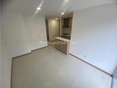 Apartamento de 3 alcobas en arriendo en Camino Verde, Envigado, 63 m² · foto 6 de 15