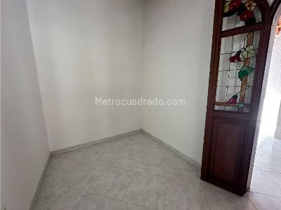 Apartamento de 2 alcobas en arriendo en Los Naranjos, Envigado, 50 m² · foto 6 de 12