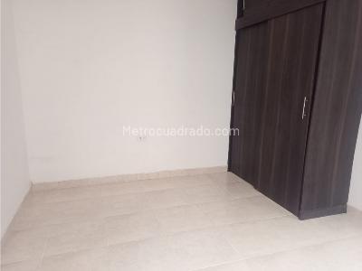 Apartamento de 3 alcobas en arriendo en Las Margaritas, Envigado, 120 m² · foto 8 de 12