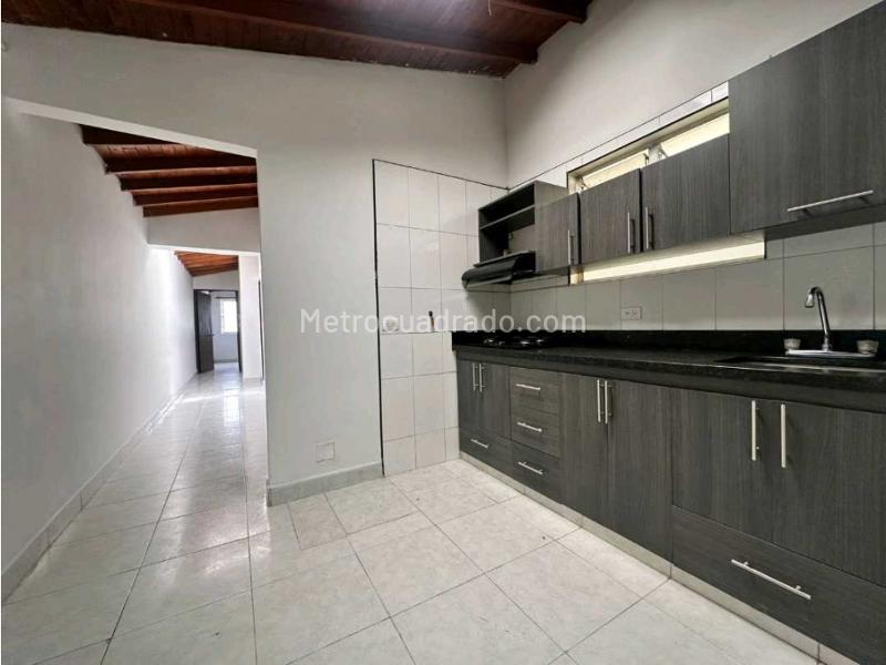Bright 3BR Apartment in Laureles