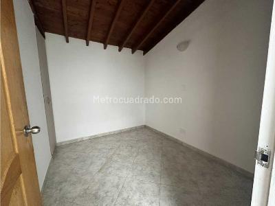 Apartamento de 3 alcobas en arriendo en Alcala, Envigado, 80 m² · foto 8 de 9