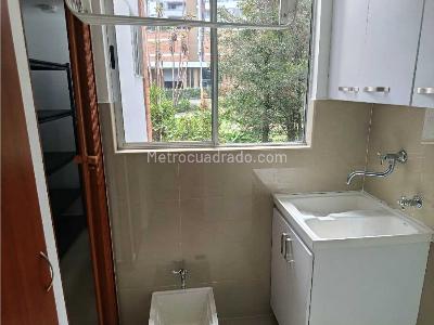 Apartamento de 3 alcobas en arriendo en Loma De Las Brujas, Envigado, 97 m² · foto 9 de 20