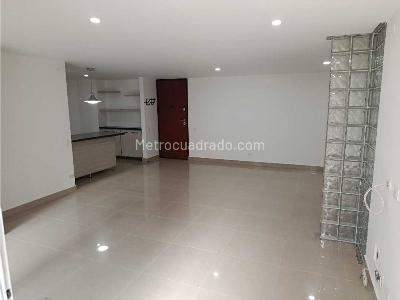 Apartamento de 3 alcobas en arriendo en Loma De Las Brujas, Envigado, 97 m² · foto 15 de 20