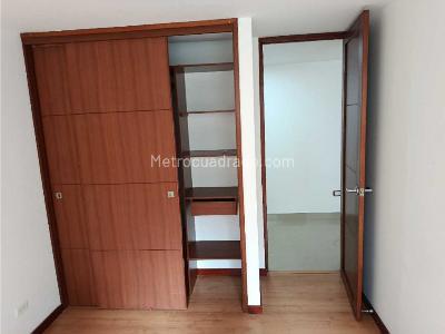 Apartamento de 3 alcobas en arriendo en Loma De Las Brujas, Envigado, 97 m² · foto 20 de 20