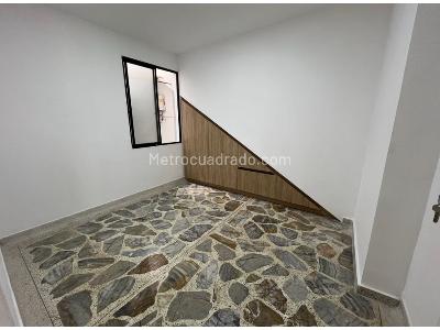 Casa de 3 alcobas en arriendo en Alcala, Envigado, 100 m² · foto 9 de 14