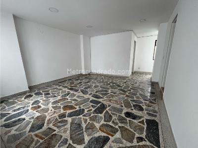 Casa de 3 alcobas en arriendo en Alcala, Envigado, 100 m² · foto 11 de 14