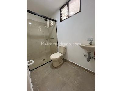 Casa de 3 alcobas en arriendo en Alcala, Envigado, 100 m² · foto 12 de 14